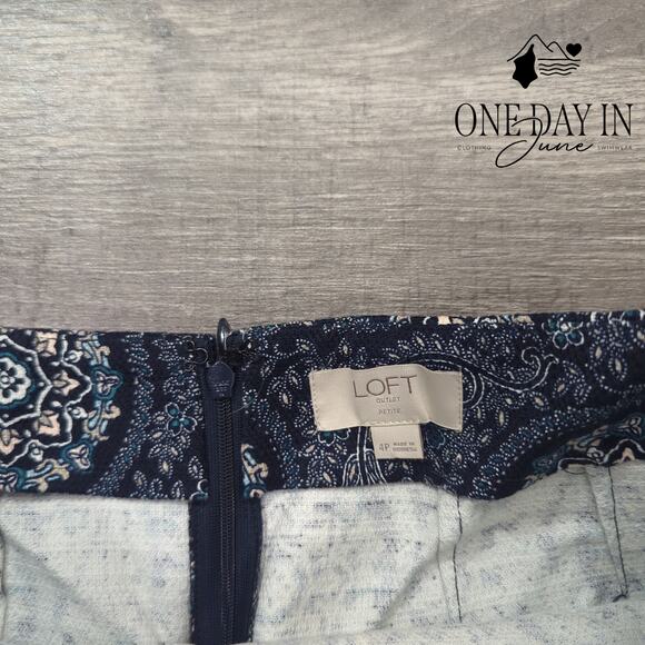 Loft Petite Pencil Skirt Size 4P - Picture 2 of 5